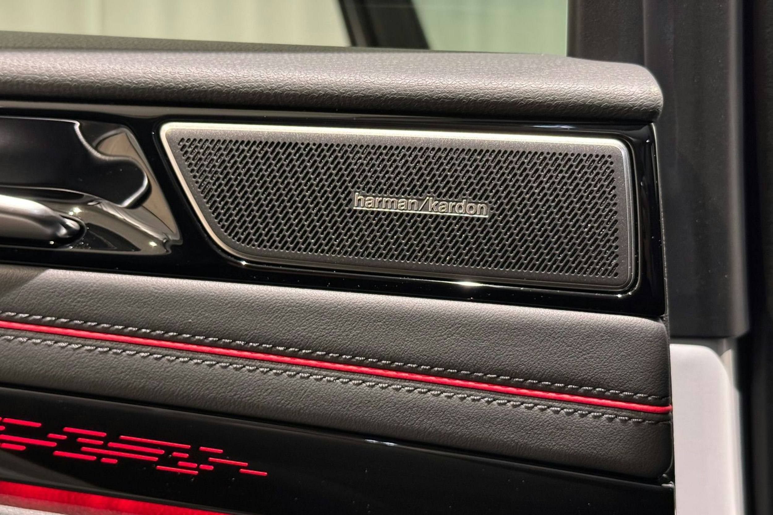 met. valkoinen Volkswagen ID.7 2025 kuva 32.