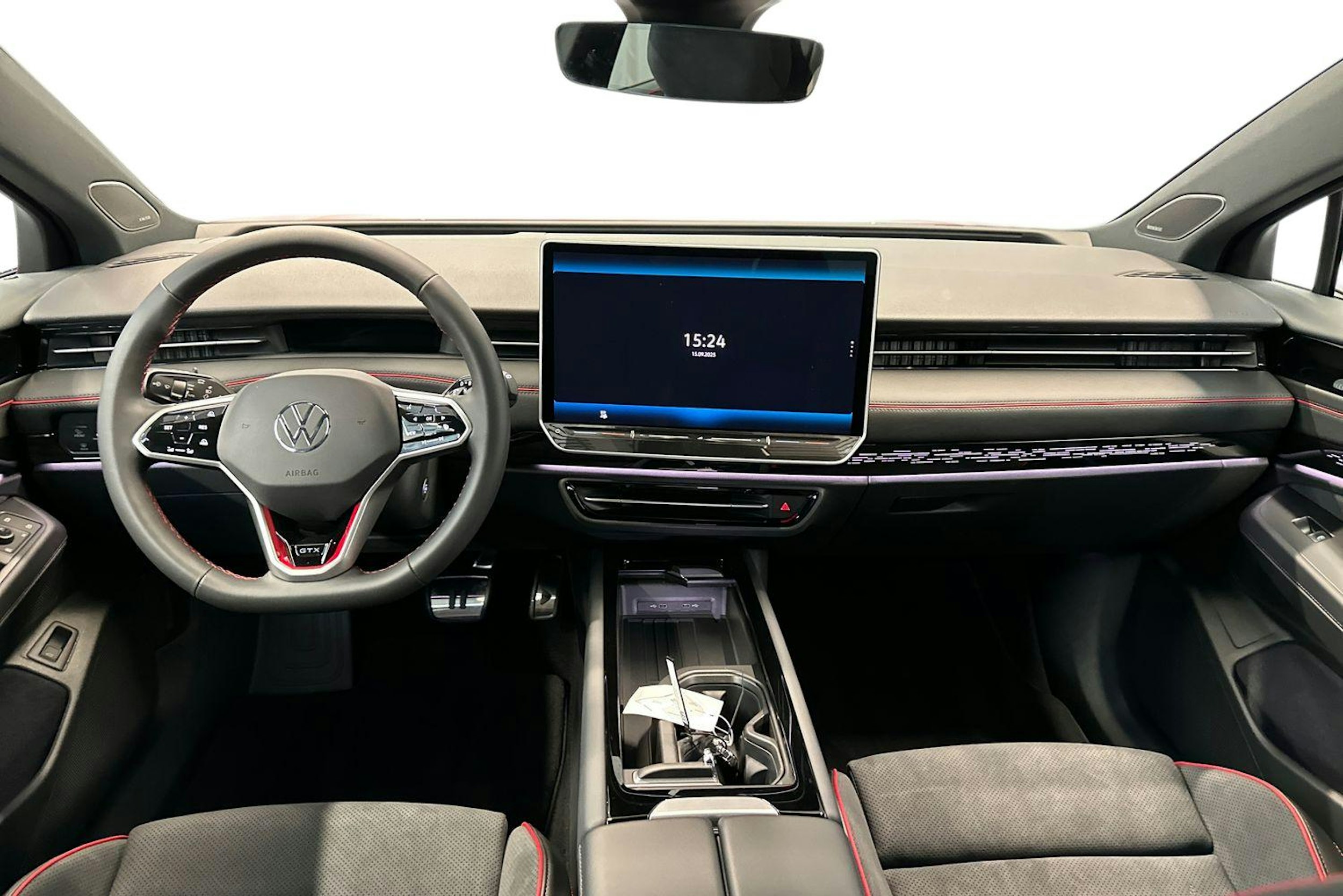 punainen Volkswagen ID.7 2025 kuva 7.