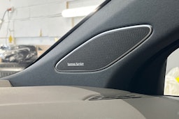 valkoinen Volkswagen ID.7 2025 kuva 12.