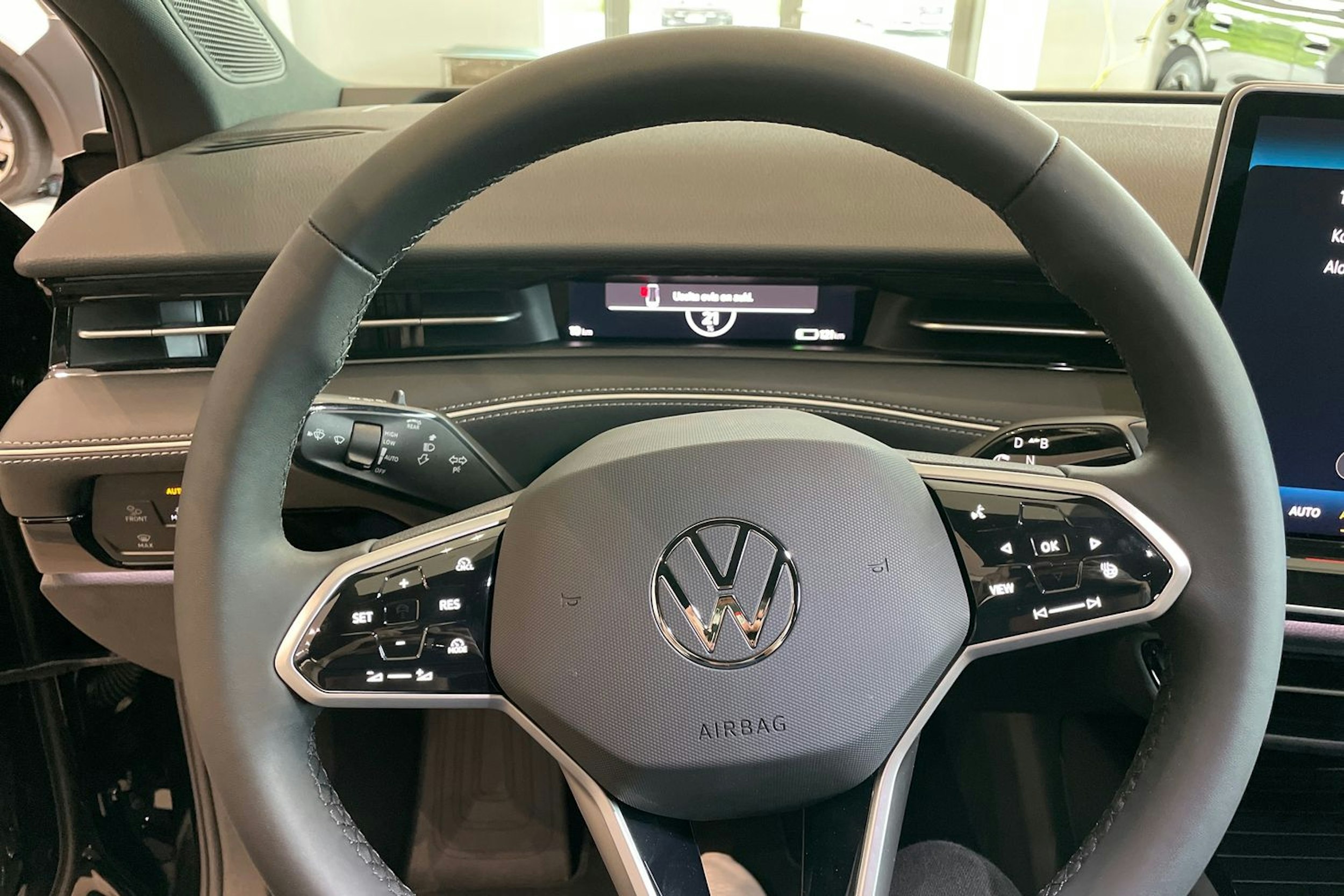 musta Volkswagen ID.7 2025 kuva 14.