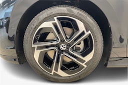 musta Volkswagen ID.7 2025 kuva 9.