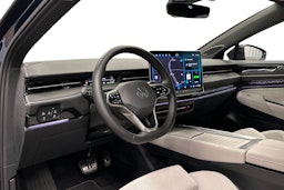 sininen Volkswagen ID.7 2025 kuva 7.