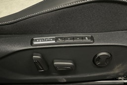 sininen Volkswagen ID.7 2025 kuva 20.