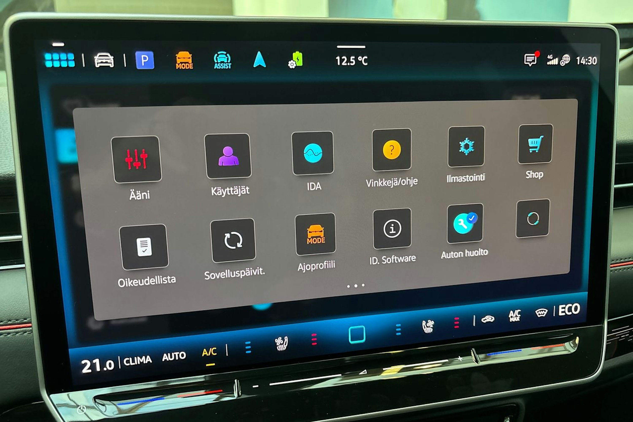 musta Volkswagen ID.7 2025 kuva 24.