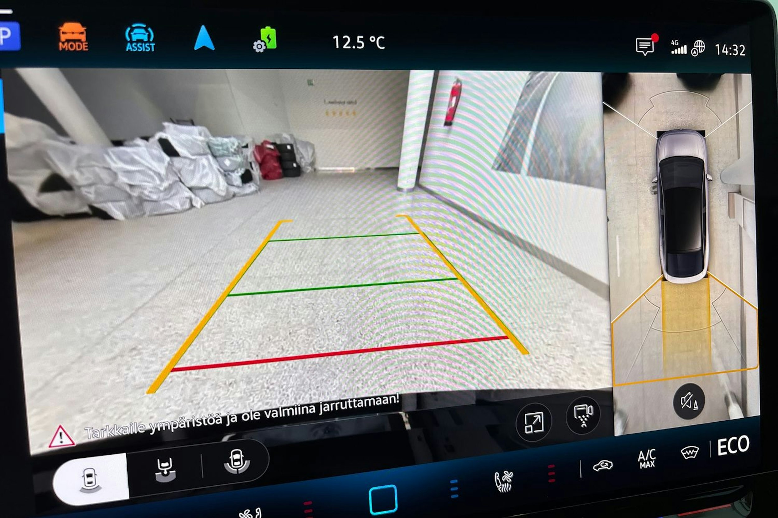 musta Volkswagen ID.7 2025 kuva 27.