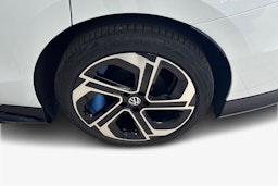 valkoinen Volkswagen ID.7 2025 kuva 9.