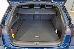sininen Volkswagen ID.7 2025 kuva 11.