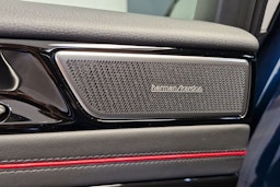 sininen Volkswagen ID.7 2025 kuva 14.