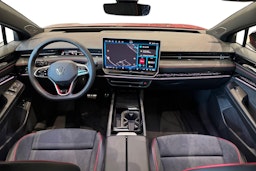 met. punainen Volkswagen ID.7 2025 kuva 7.