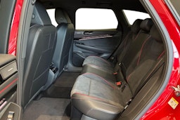 met. punainen Volkswagen ID.7 2025 kuva 8.