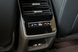 met. punainen Volkswagen ID.7 2025 kuva 15.