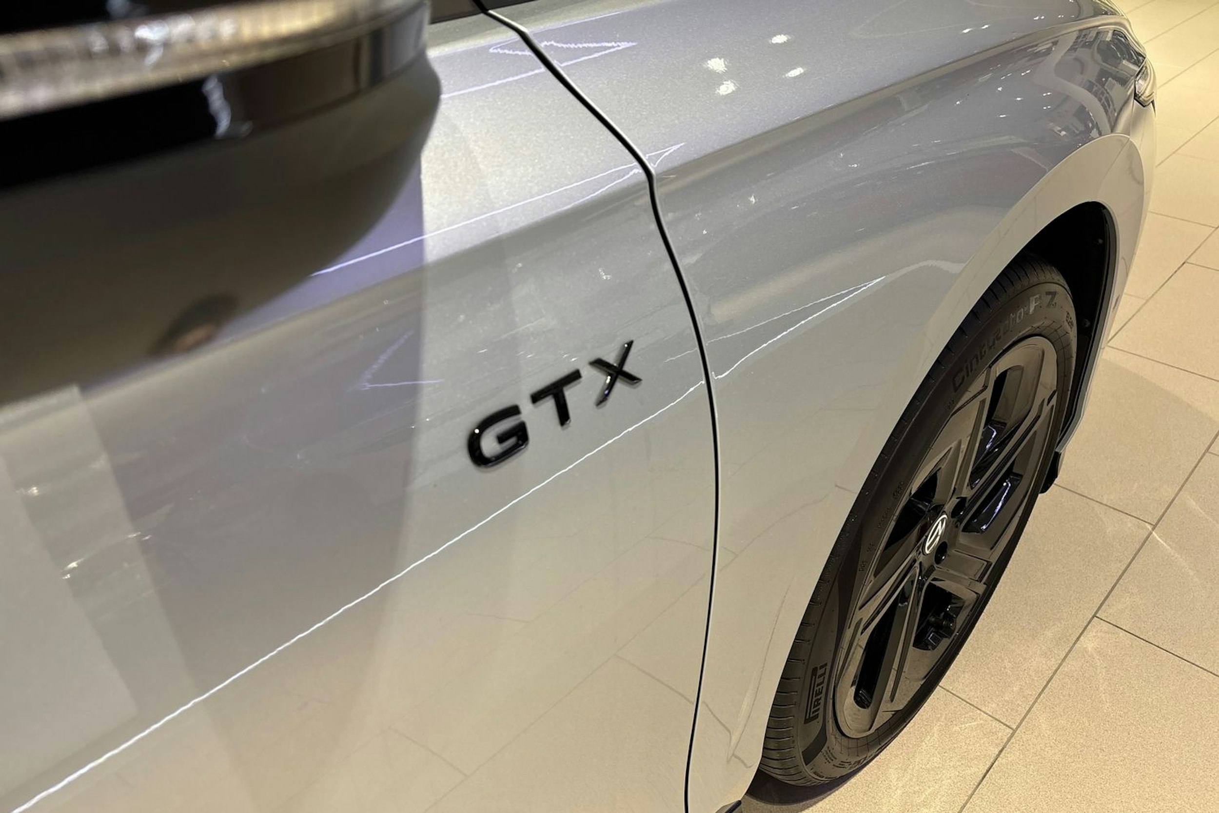 harmaa Volkswagen ID.7 2025 kuva 15.