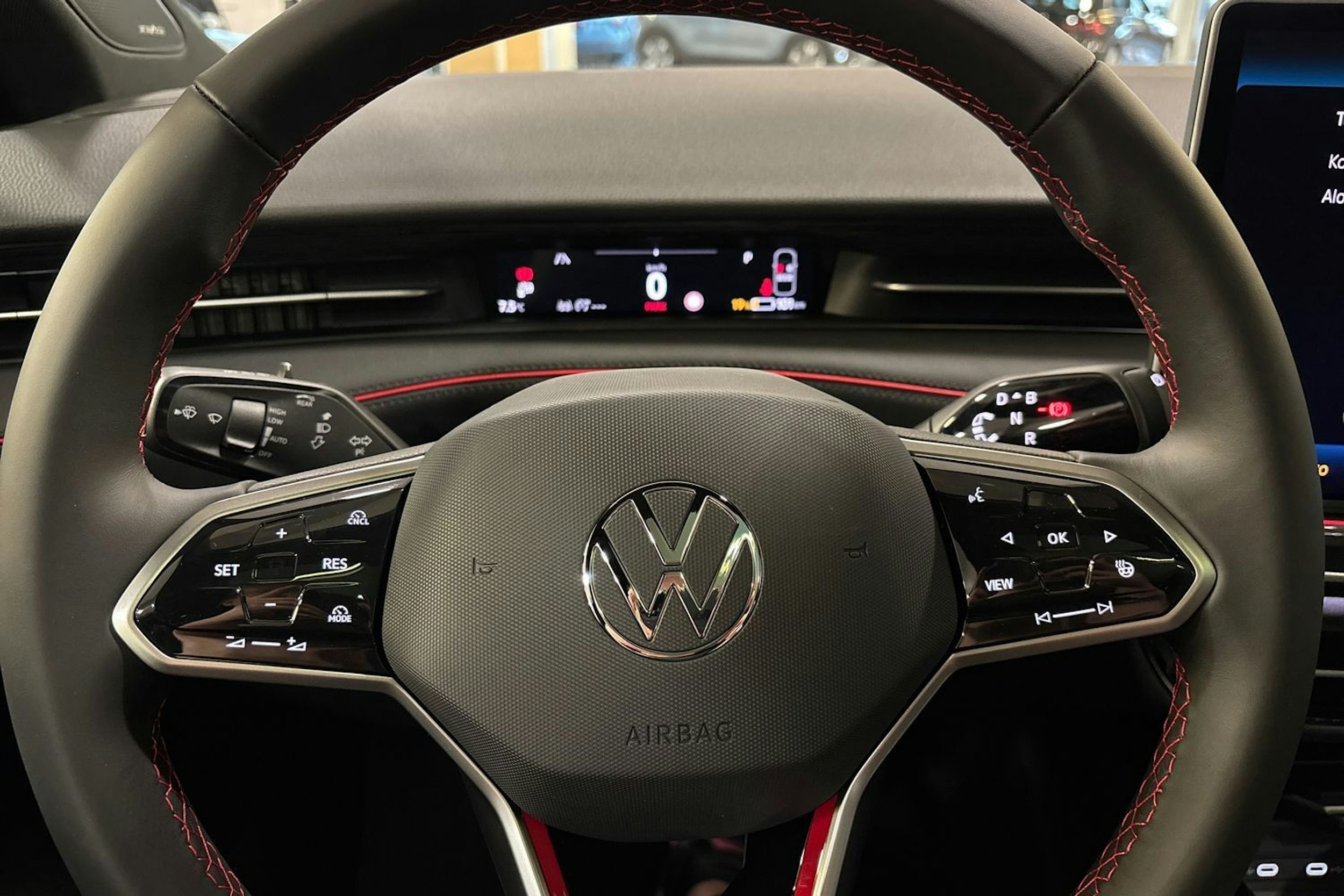 valkoinen Volkswagen ID.7 2025 kuva 9.