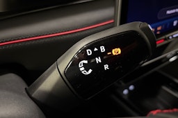 valkoinen Volkswagen ID.7 2025 kuva 10.