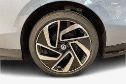 sininen Volkswagen ID.7 2025 kuva 9.