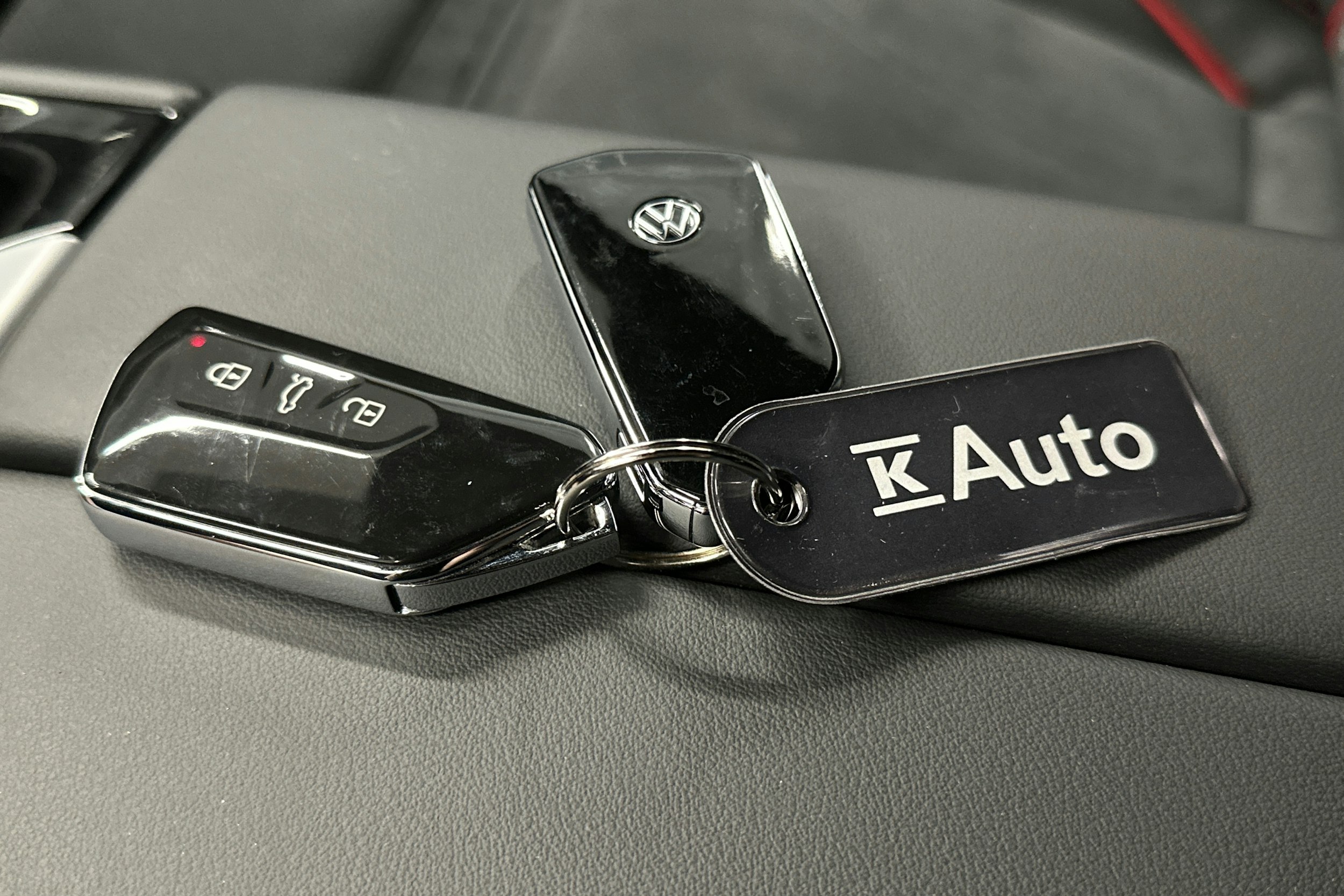 musta Volkswagen ID.7 2025 kuva 38.