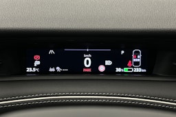 sininen Volkswagen ID.7 2025 kuva 20.