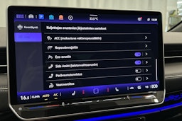 sininen Volkswagen ID.7 2025 kuva 27.