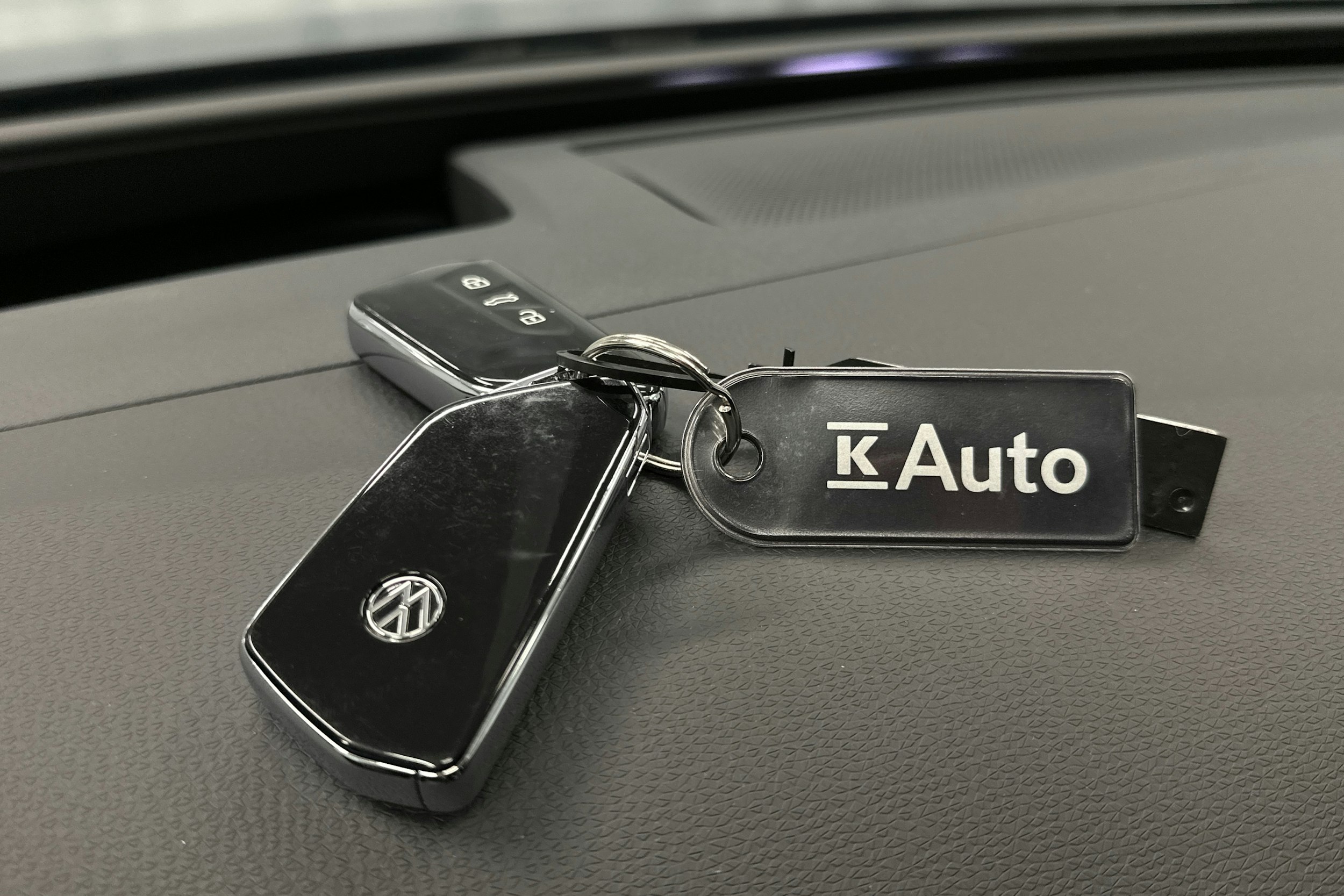 sininen Volkswagen ID.7 2025 kuva 32.
