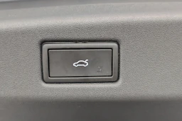 harmaa Volkswagen ID.7 2026 kuva 13.