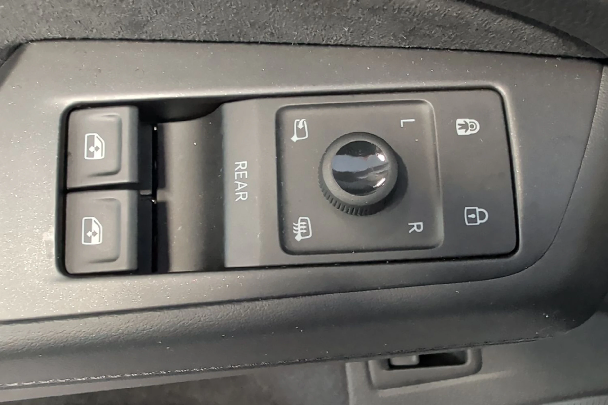 harmaa Volkswagen ID.7 2026 kuva 29.