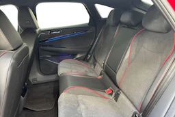 punainen Volkswagen ID.7 2026 kuva 8.