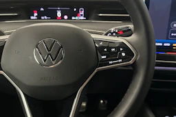 sininen Volkswagen ID.7 2026 kuva 12.