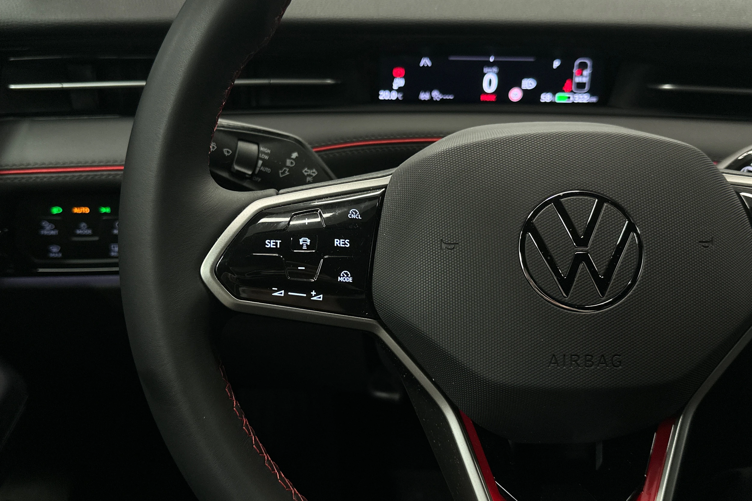 valkoinen Volkswagen ID.7 2026 kuva 11.