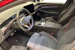 punainen Volkswagen ID.7 2026 kuva 6.