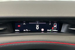 punainen Volkswagen ID.7 2026 kuva 19.