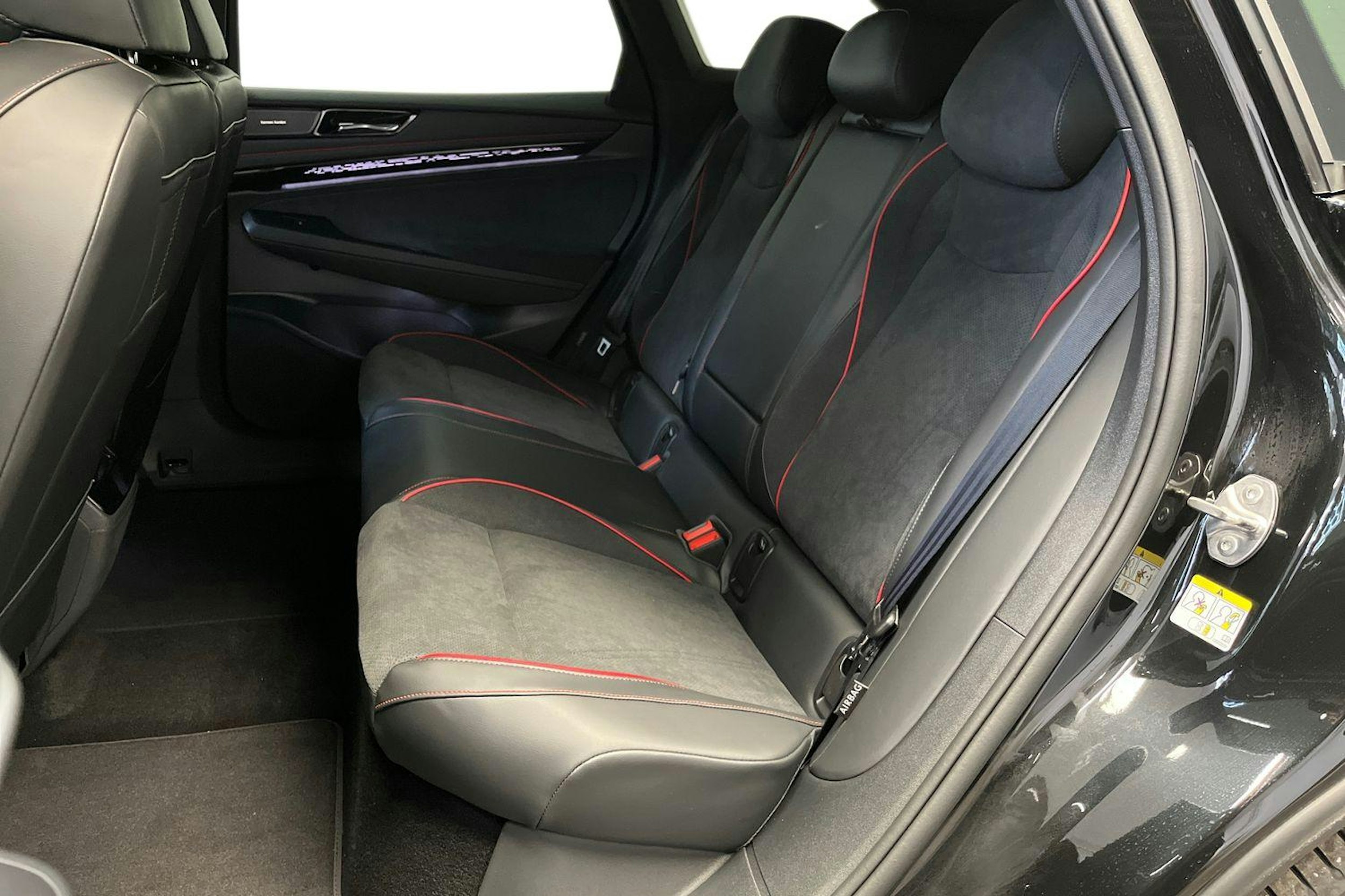 met. musta Volkswagen ID.7 2026 kuva 10.