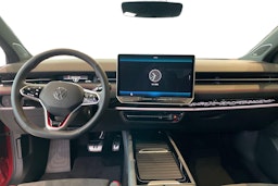 punainen Volkswagen ID.7 2026 kuva 7.