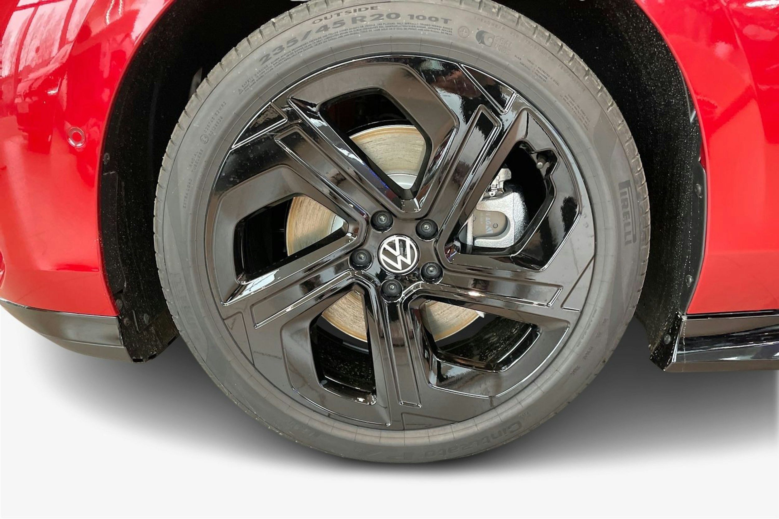 punainen Volkswagen ID.7 2026 kuva 9.