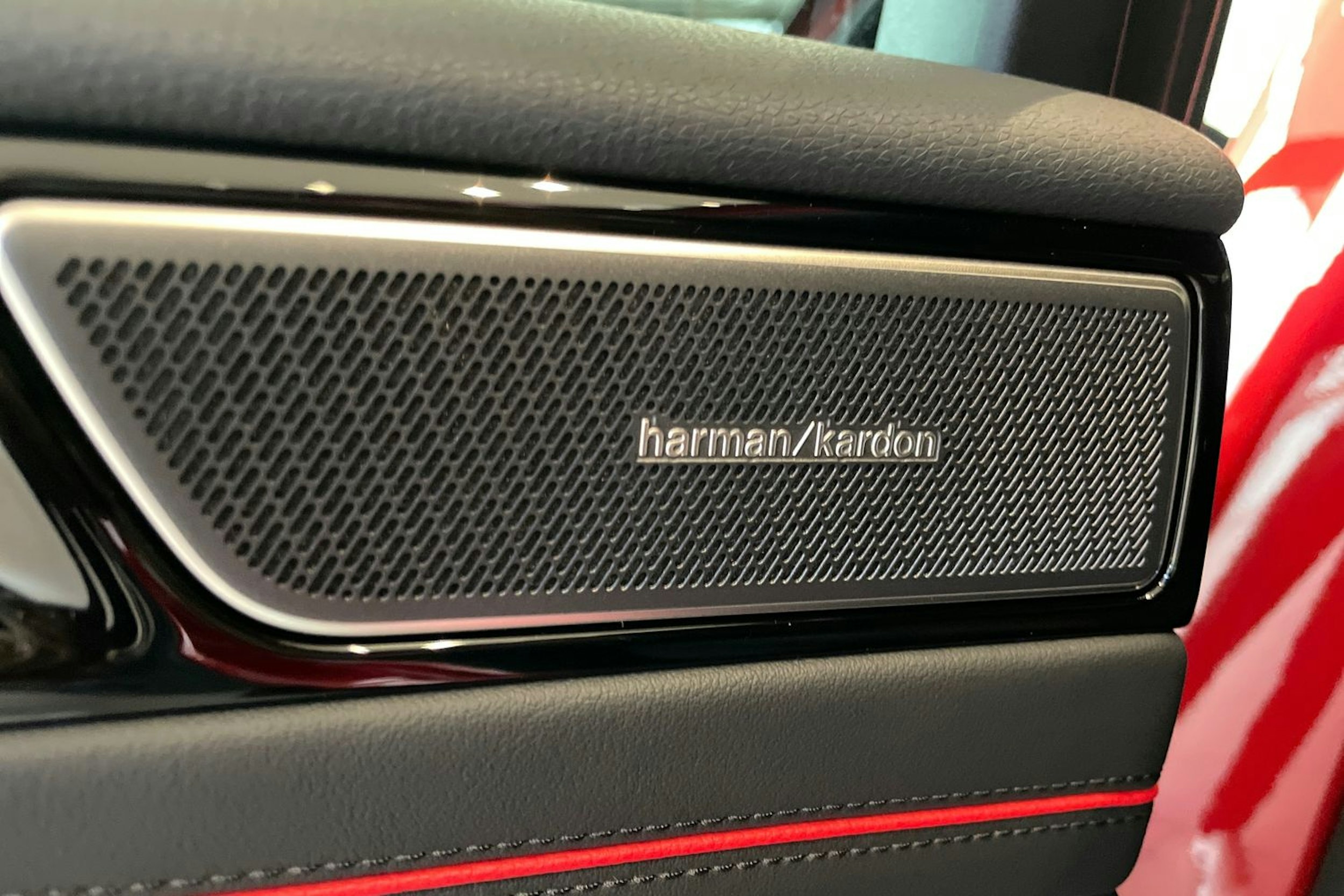 punainen Volkswagen ID.7 2026 kuva 12.