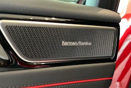 punainen Volkswagen ID.7 2026 kuva 12.