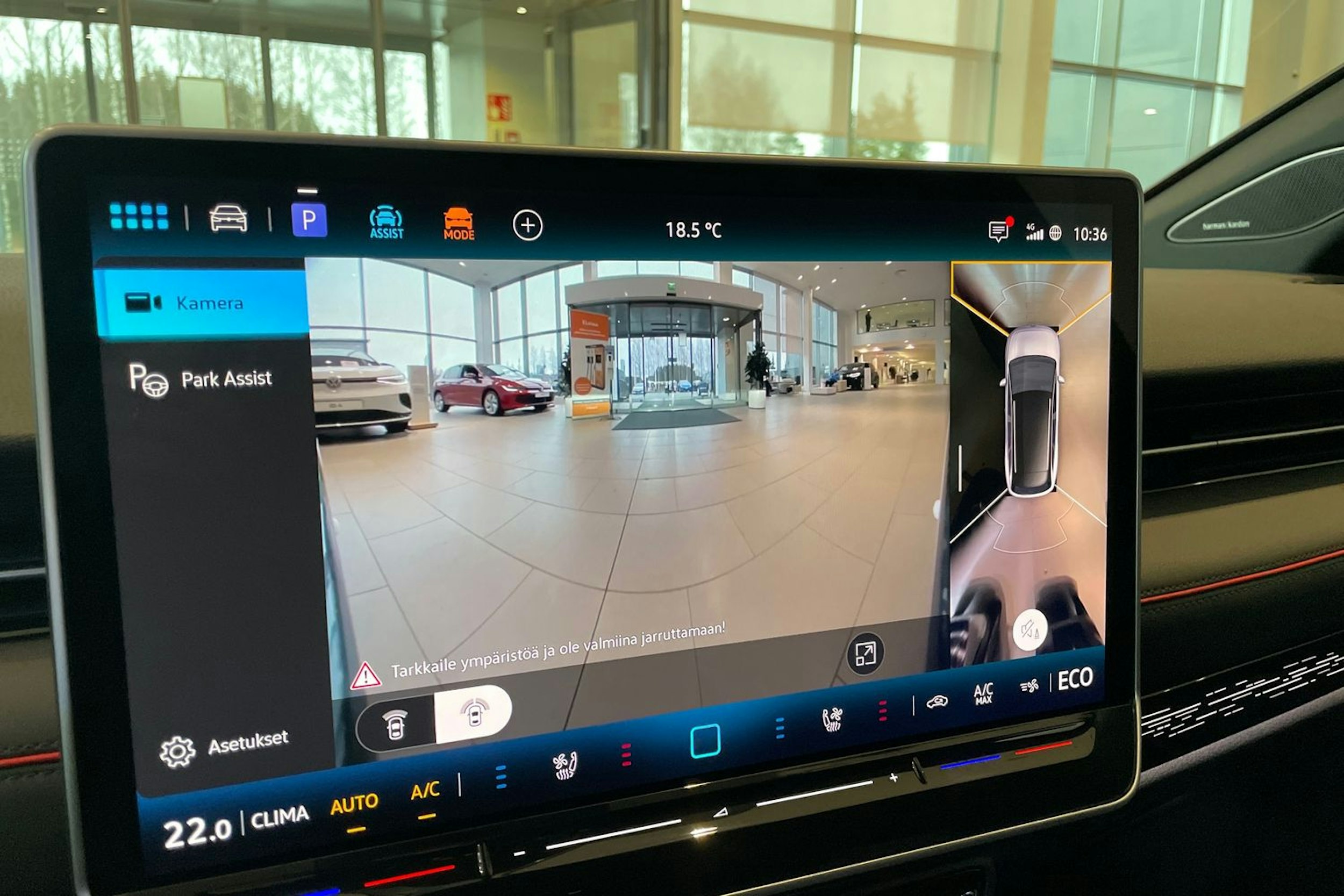 punainen Volkswagen ID.7 2026 kuva 16.