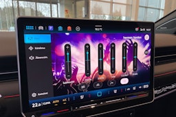 punainen Volkswagen ID.7 2026 kuva 19.