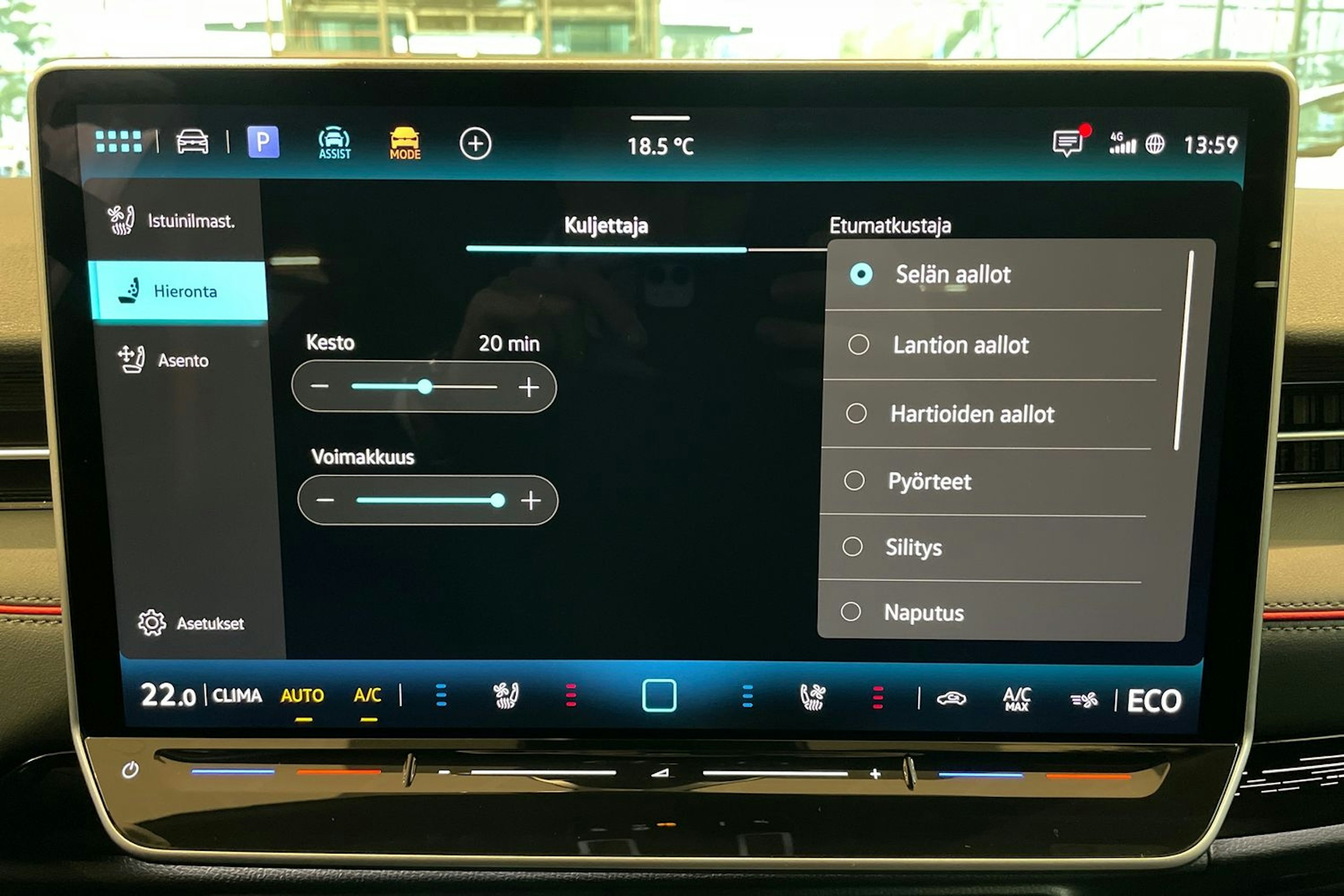 valkoinen Volkswagen ID.7 2026 kuva 16.