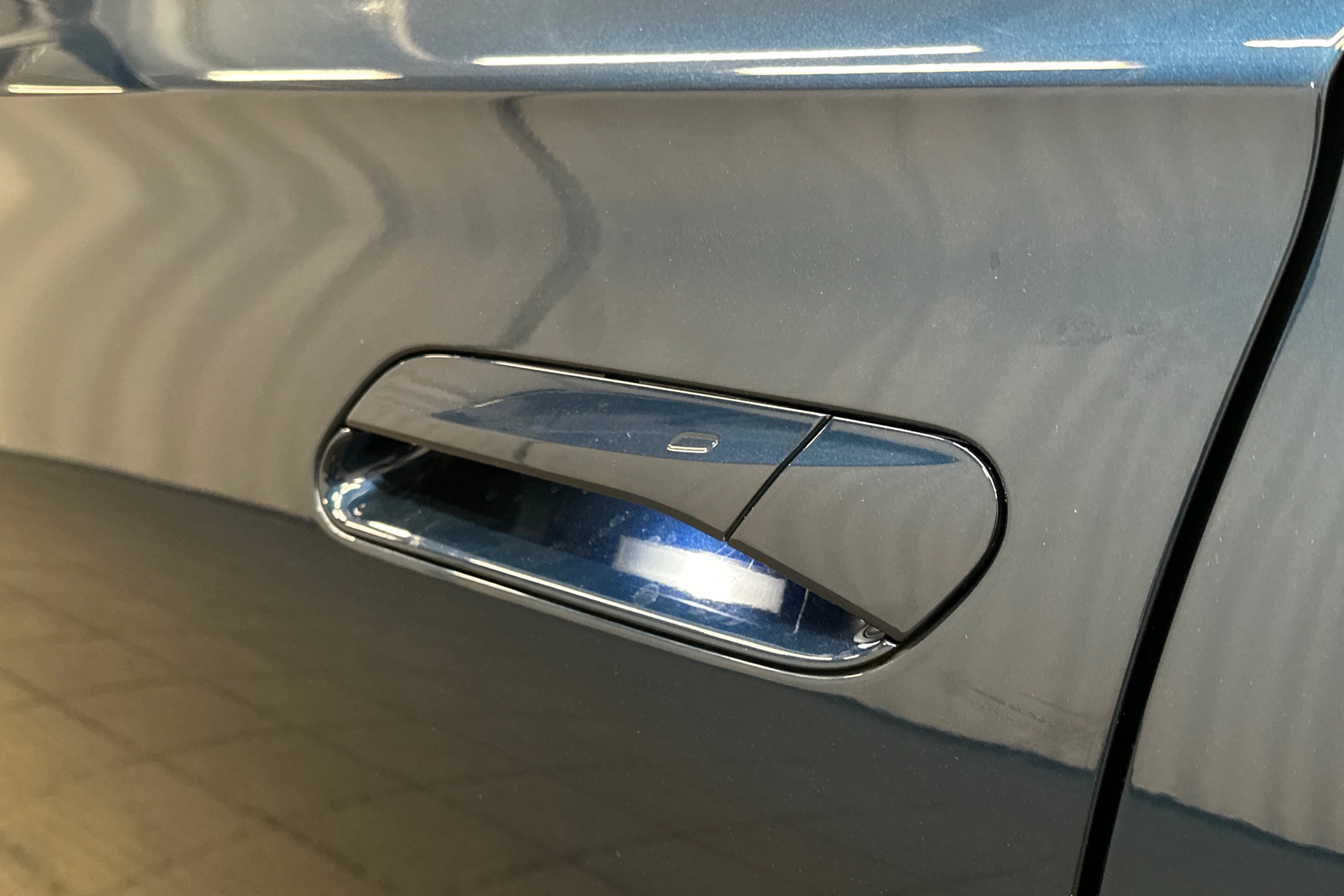 sininen Volkswagen ID.7 2026 kuva 38.