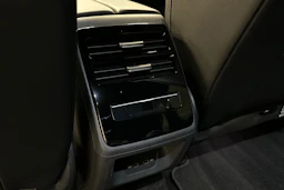 musta Volkswagen ID.7 2026 kuva 37.
