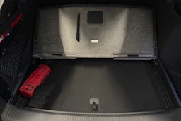valkoinen Volkswagen ID.7 2026 kuva 19.