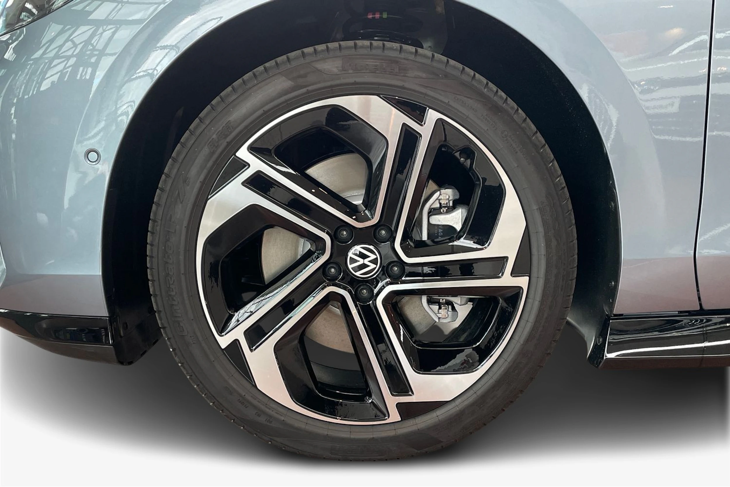 sininen Volkswagen ID.7 2026 kuva 9.