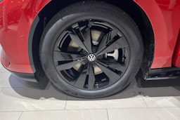 punainen Volkswagen ID.7 2026 kuva 10.