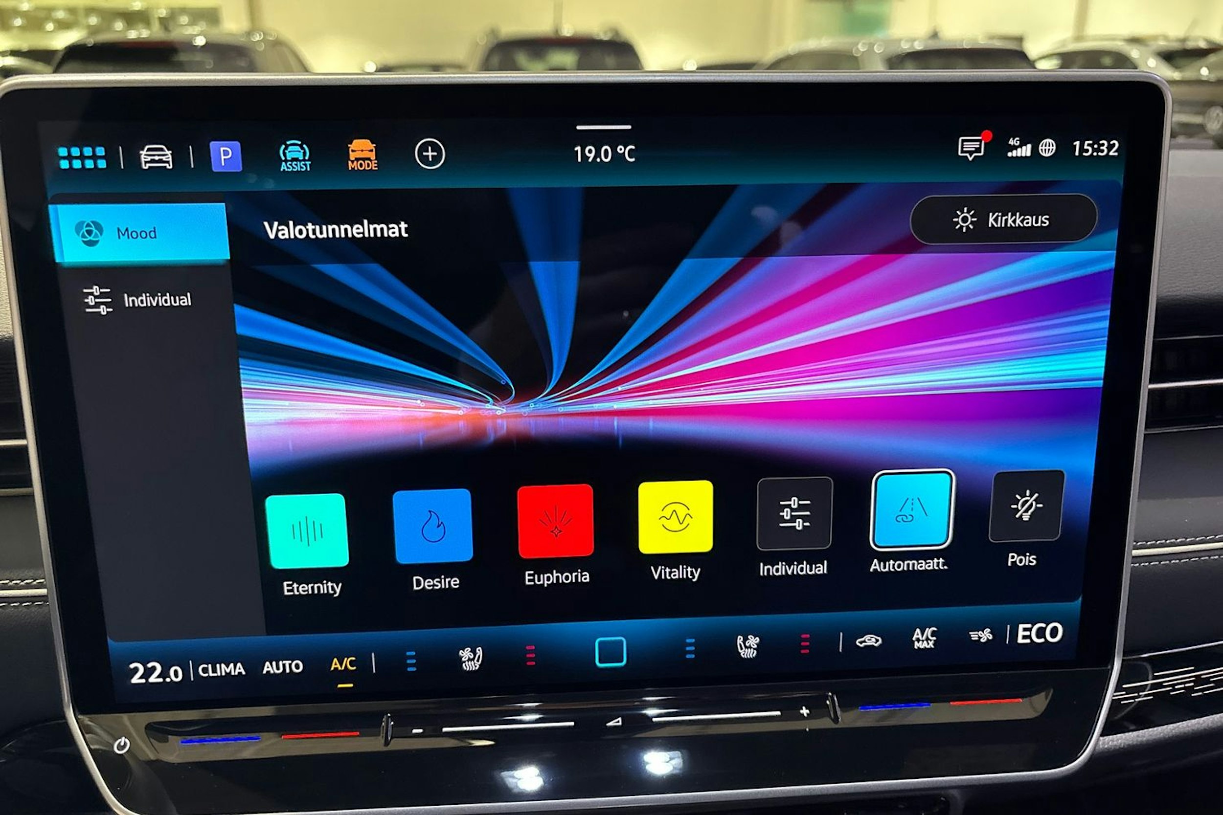 punainen Volkswagen ID.7 2026 kuva 20.