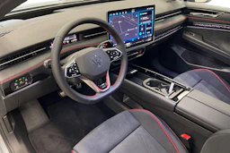 harmaa Volkswagen ID.7 2026 kuva 6.