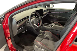 punainen Volkswagen ID.7 2026 kuva 6.