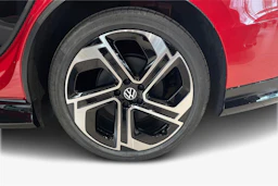 punainen Volkswagen ID.7 2026 kuva 9.