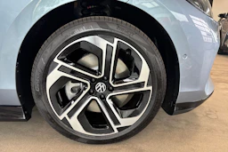 sininen Volkswagen ID.7 2026 kuva 10.