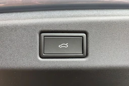 sininen Volkswagen ID.7 2026 kuva 13.