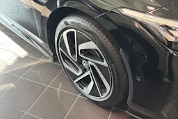 musta Volkswagen ID.7 2026 kuva 9.